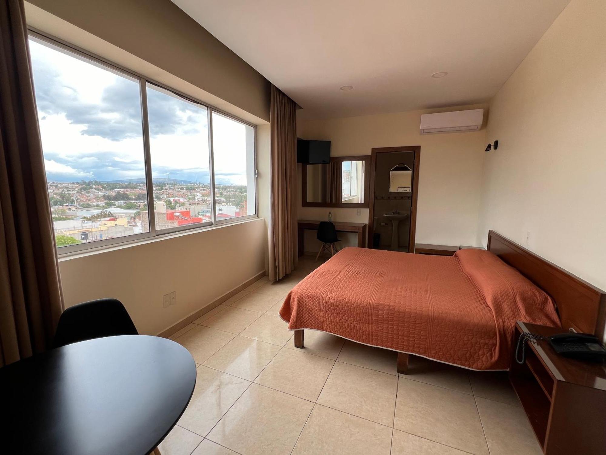 Hotel Fiesta Altena テパティトラン・デ・モレロス エクステリア 写真
